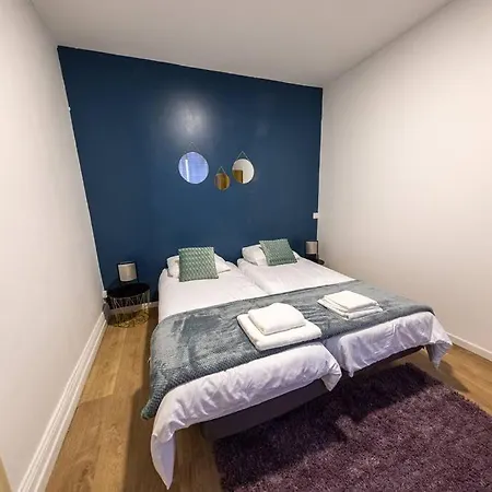 Διαμέρισμα Emplacement Ideal, Maison Calme & Cosy Avec Cour Σεν-Κεντέν