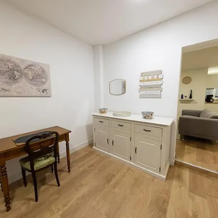 Emplacement Ideal, Maison Calme & Cosy Avec Cour Διαμέρισμα *